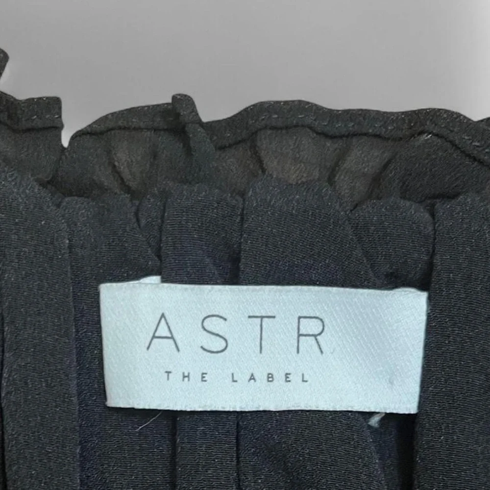 ASTR The Label Savina Puff-Sleeve Top XS black mesh